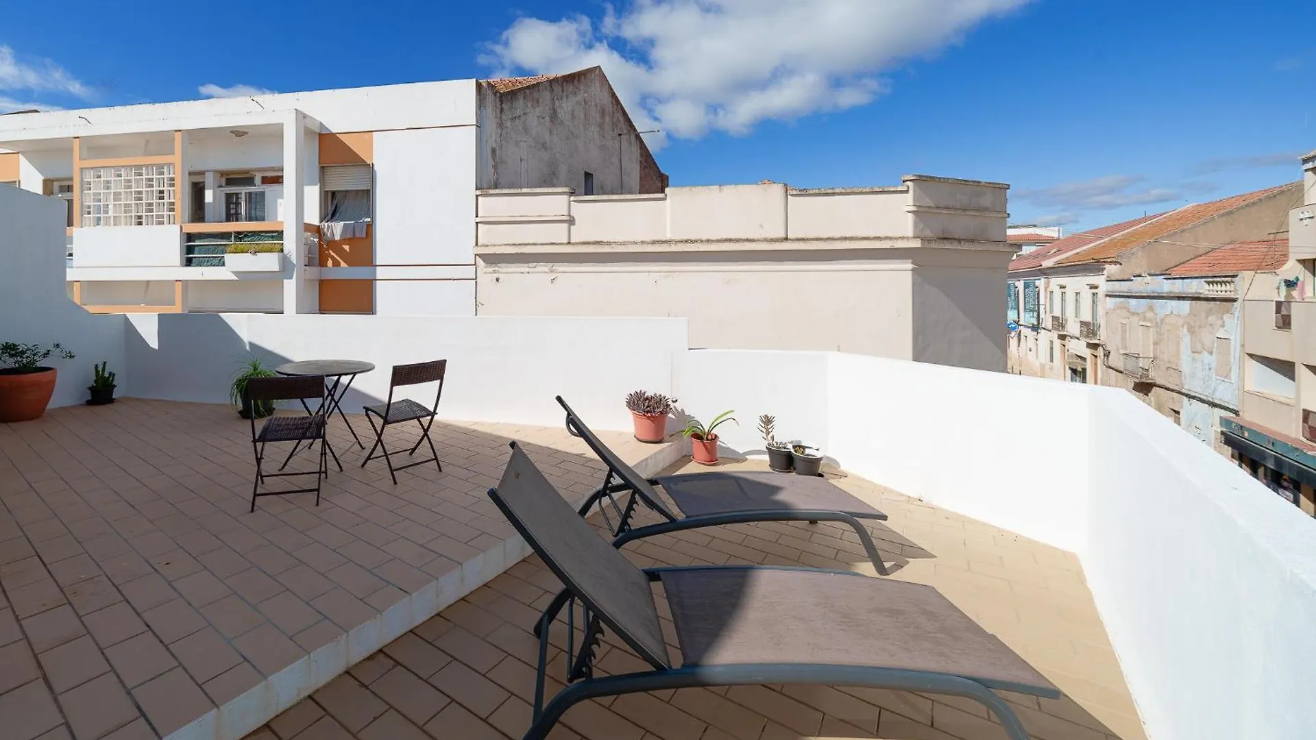 Spacious Stylish Apartment Portimao